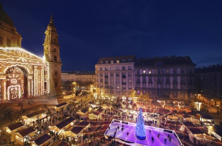 Budapest Christmas Market by St Stephen's Basilica