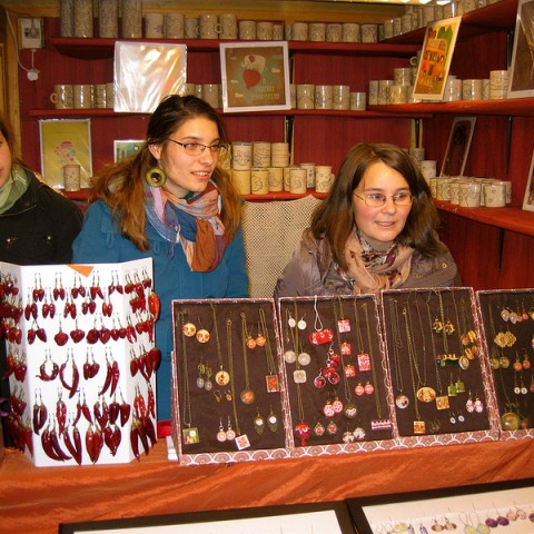 Budapest Christmas Market Jewel Makers Paprika Earrings TopBudapestOrg