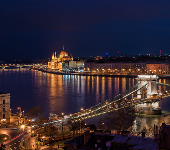 Budapest Cruises in Winter