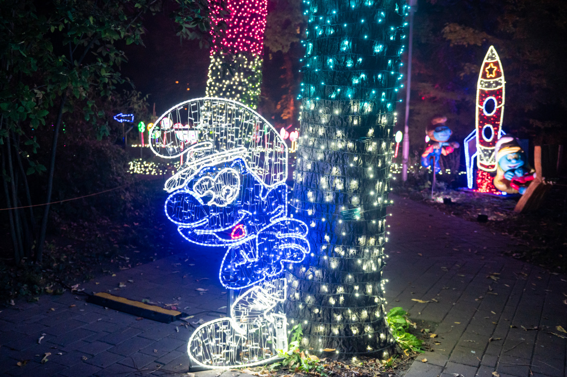 Smurf-themed Light Show at Garden of Lights