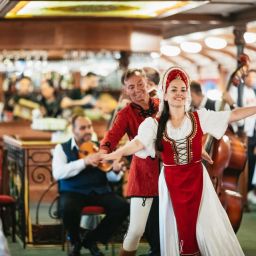 Budapest Christmas Dinner Cruise Dec 24 December 25